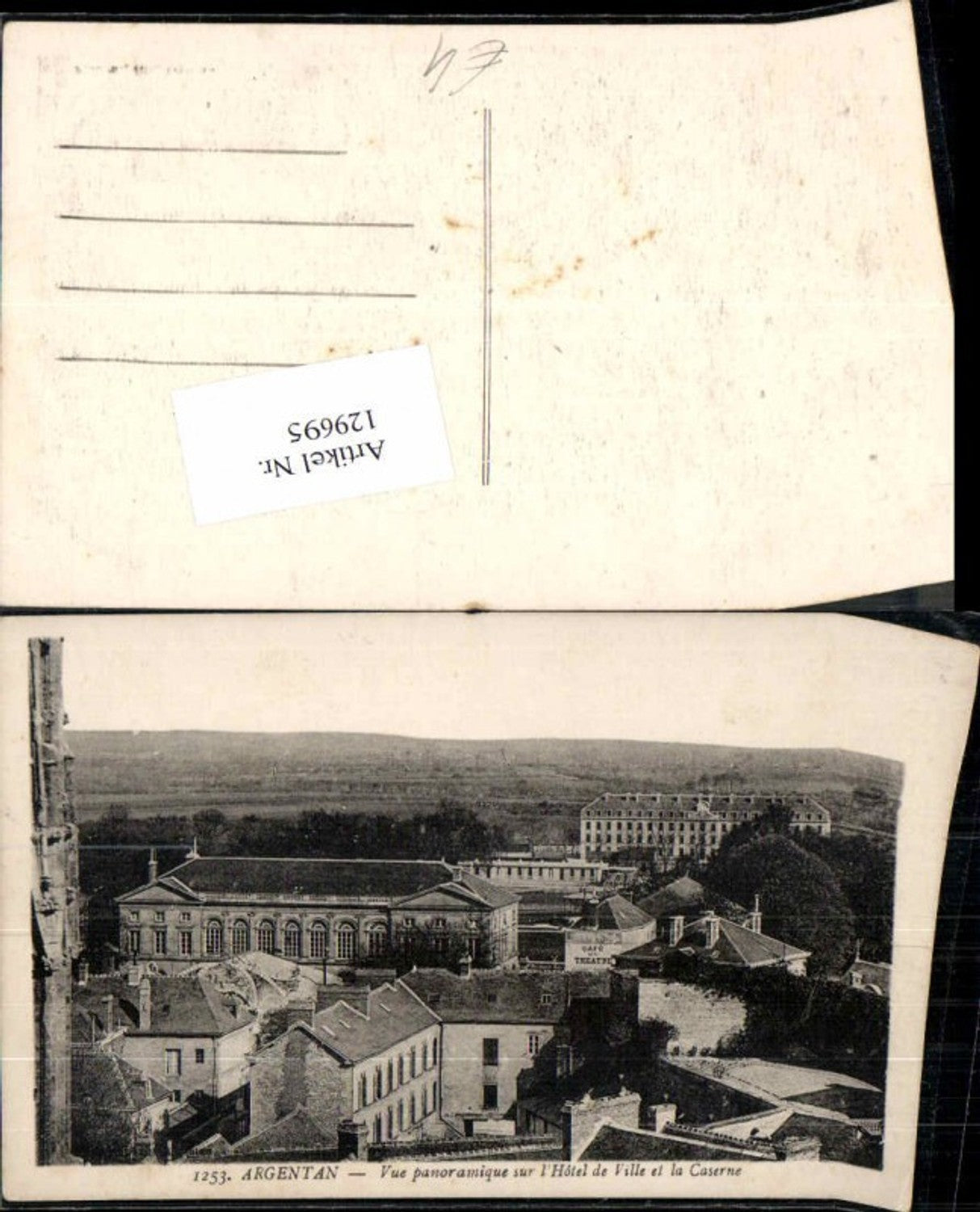 129695,Argentan Hotel de Ville et la Caserne