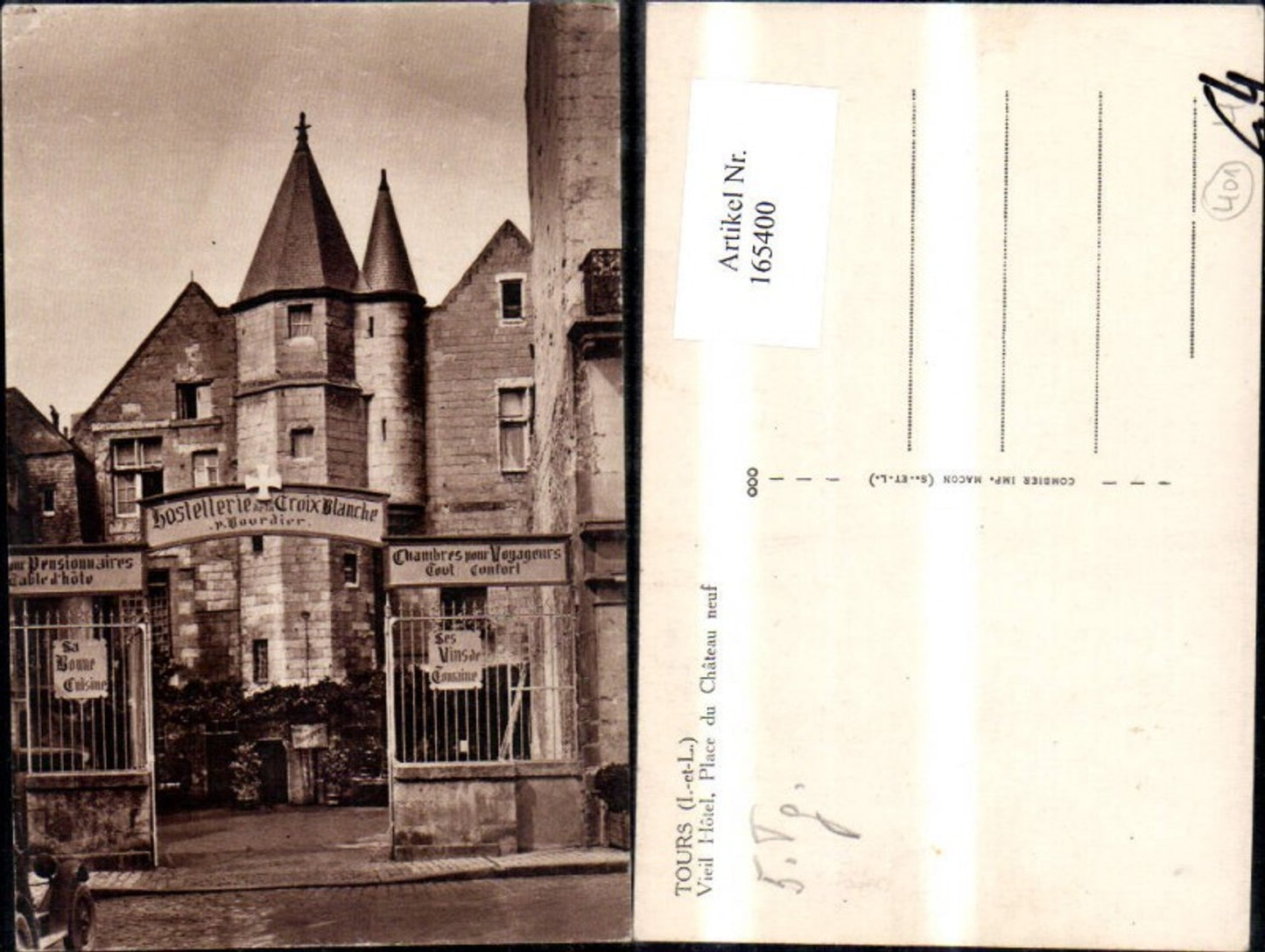 165400,Tours Vieil Hotel Place du Chateau neuf