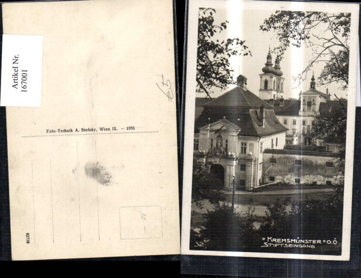 167001,Kremsmünster Stiftseingang