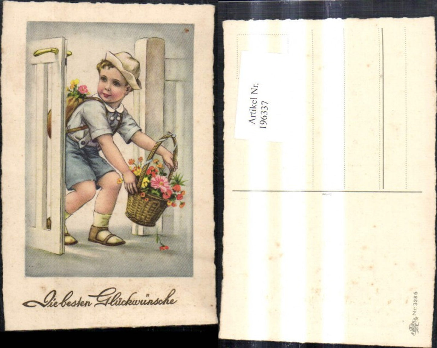 196337,Kind Junge Bub b. Gartentor Tor m. Blumen Korb