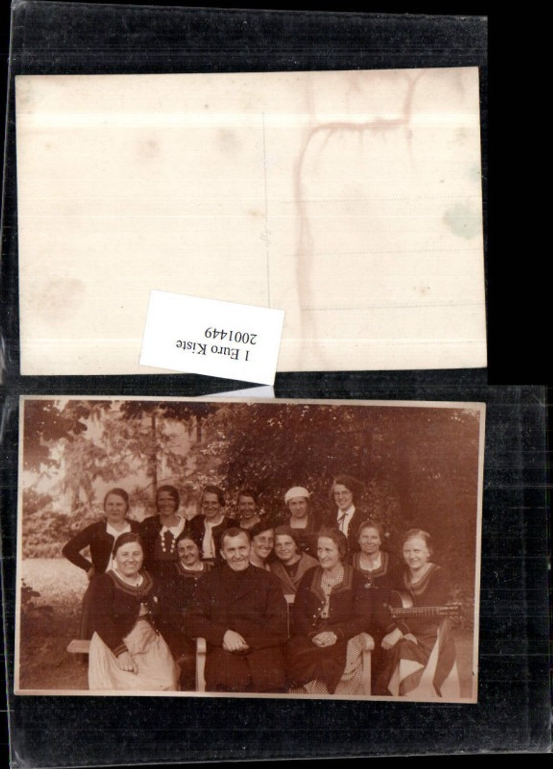 2001449,Foto AK Frauen in Tracht Gruppenfoto Gitarre