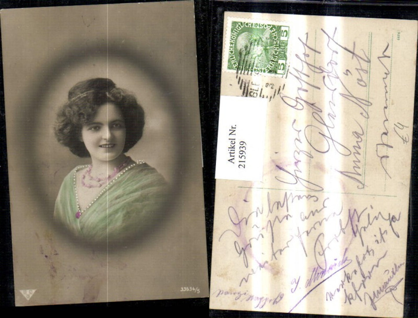 215939,Frau Portrait Perlenkette Perlen Kette Schmuck