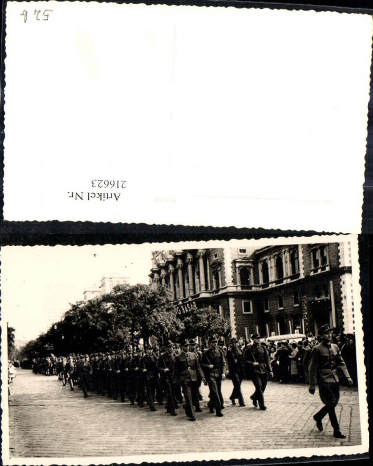 216623,Foto Ak Soldaten Uniform Marsch Aufmarsch v. Wien Schottenring Börse