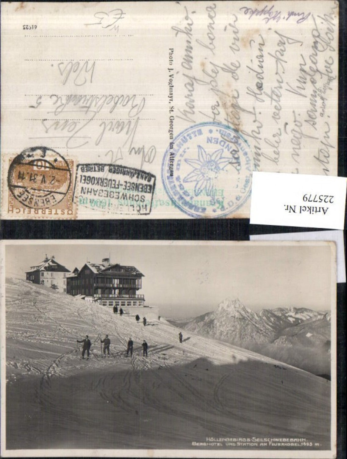 225779,Höllengebirge Seilschwebebahn Berghotel u.Station am Feuerkogel b. Ebensee Winterbild Skifahrer