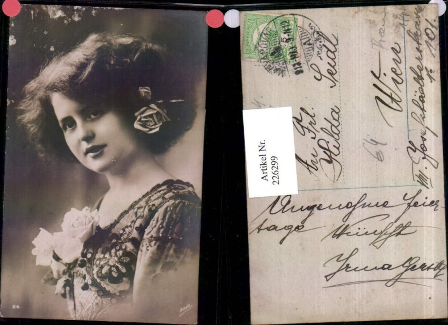 226299,Frau Mädchen m. Rosen i. d. Haaren Portrait