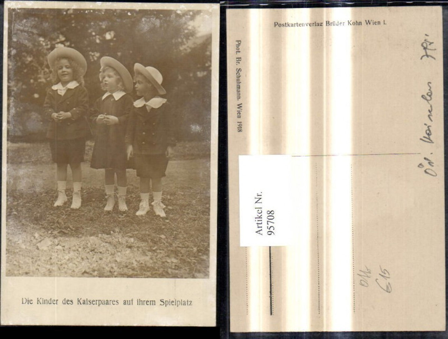 95708,Die Kinder d. Kaiserpaares a. ihrem Spielplatz Otto v. Habsburg