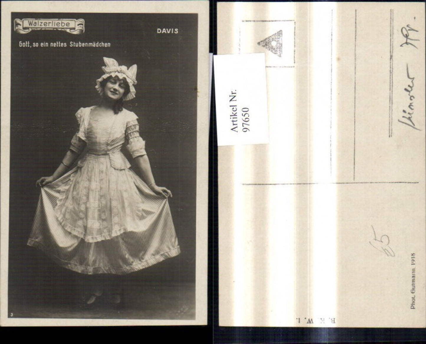 97650,Foto Ak Davis Schauspielerin Walzerliebe Gott so ein nettes Stubenmädchen