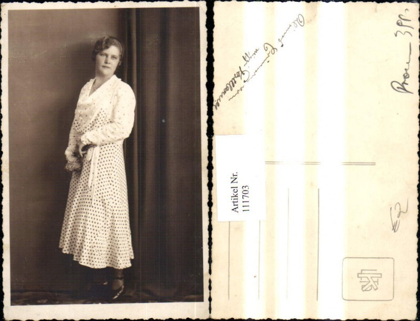 111703,Foto Ak Frau Mode Kleid Pünktchenkleid