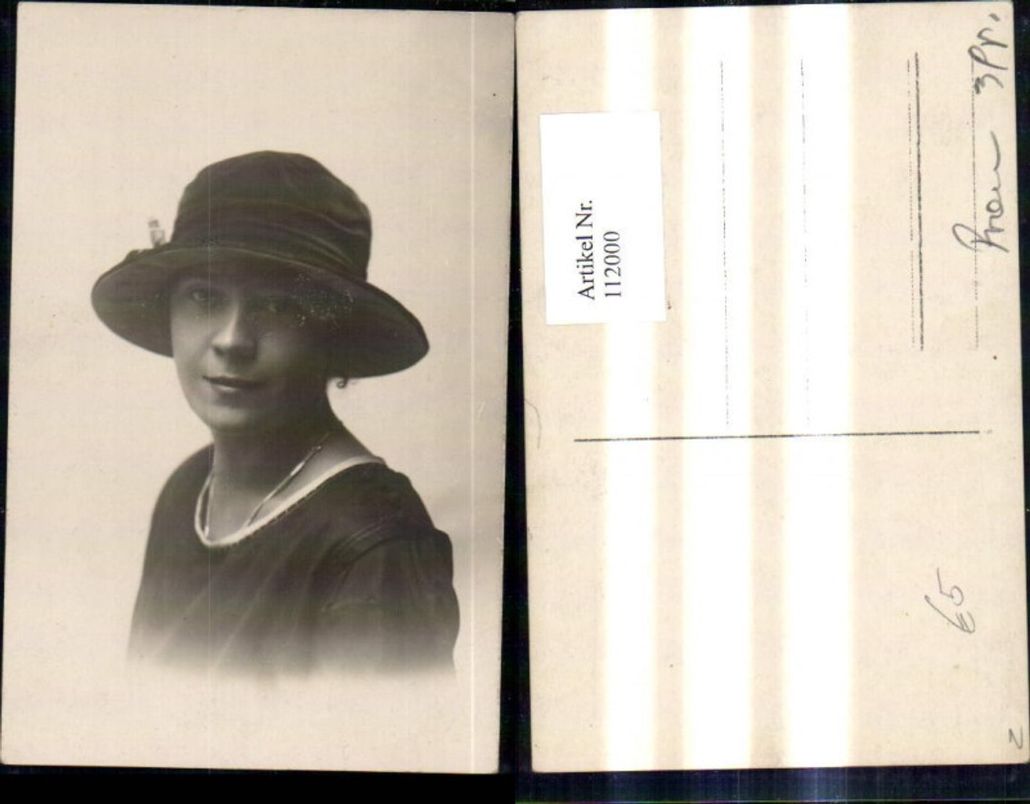 112000,Foto Ak Frau m. Hut Kette Halskette