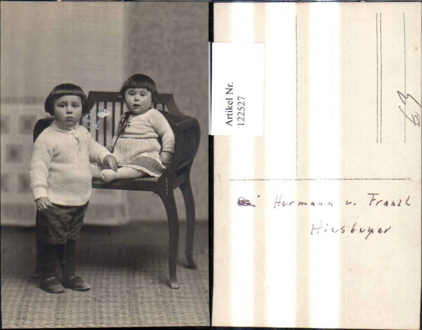 122527,Foto Ak Kinder Jungen Buben Geschwister b. Stuhl Bank