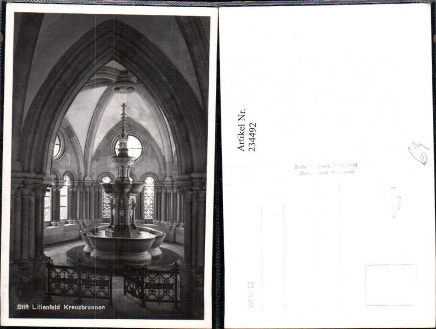 234492,Stift Lilienfeld Kreuzbrunnen Brunnen