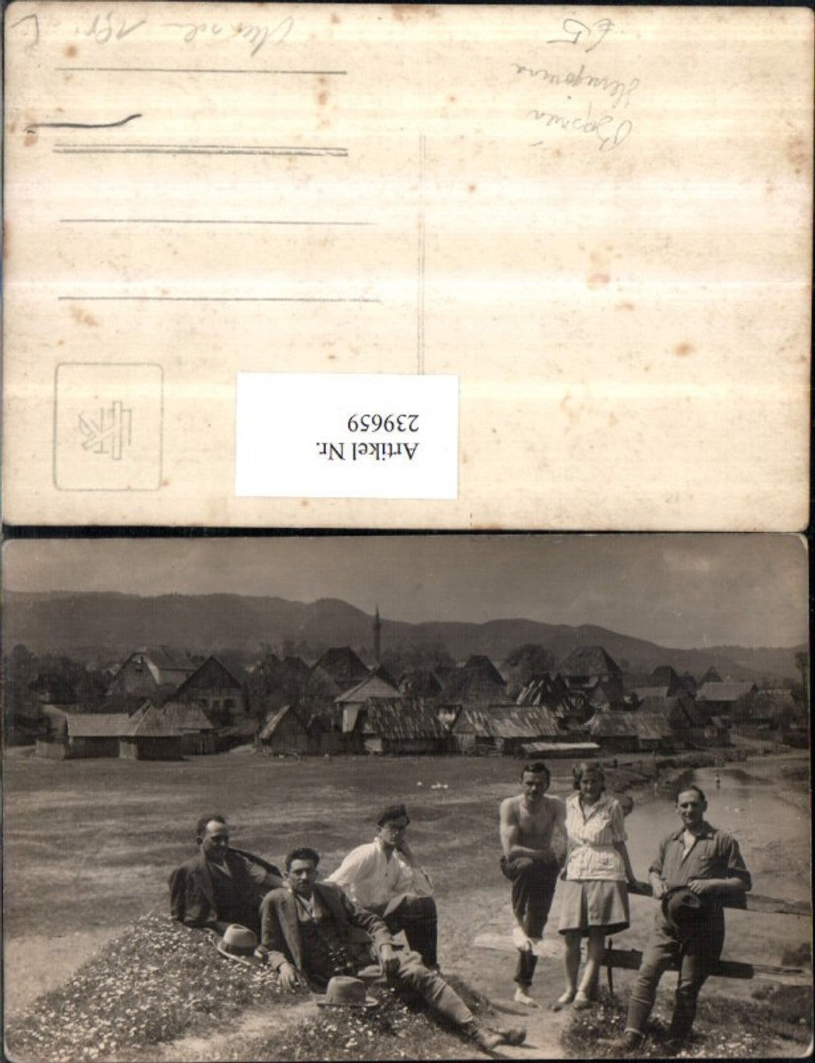 239659,Bosnien u. Herzegowina Dorf Teilansicht Personen Hut