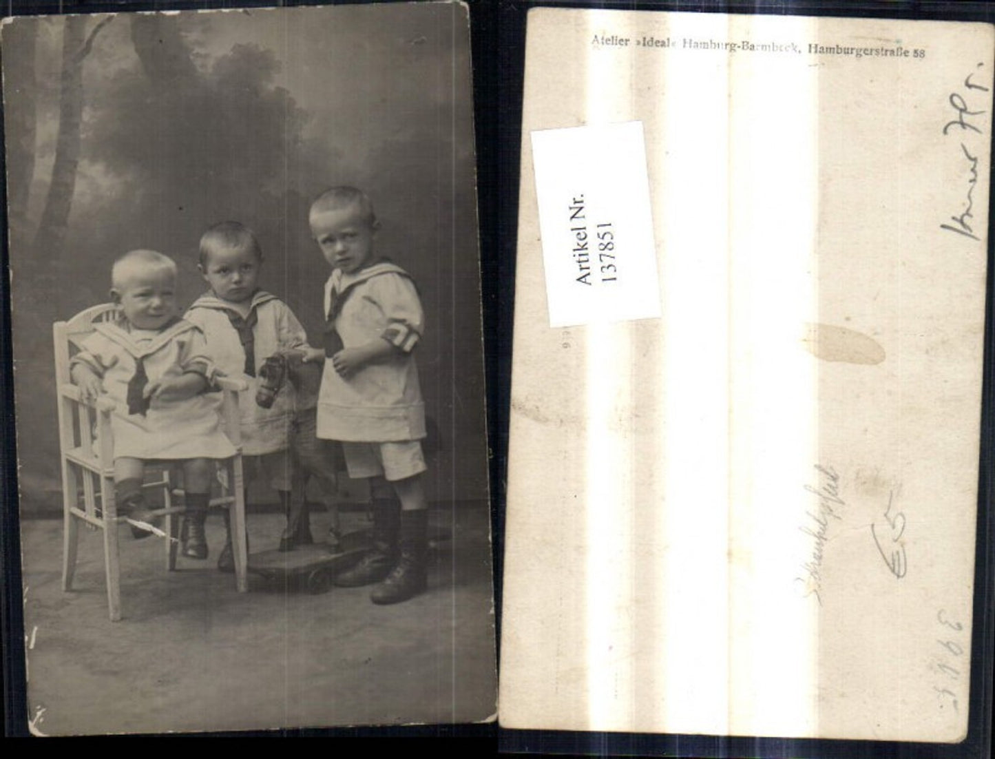 137851,Buben Jungen Uniform Matrosenanzug Schaukelpferd