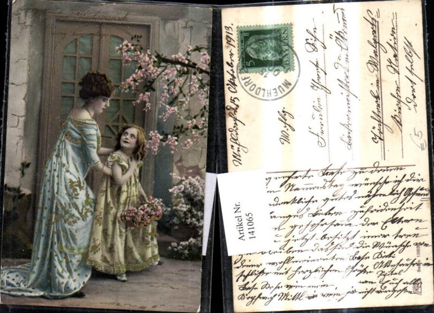 141065,Frau m. Mädchen v. Tür Korb m. Blumen Goldverzierung