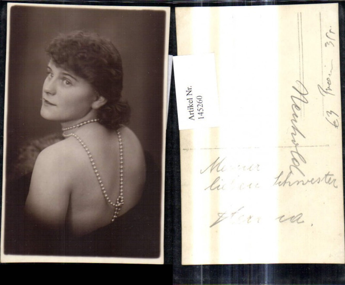 145260,Foto Ak Frau Rückenansicht Perlenkette Halskette