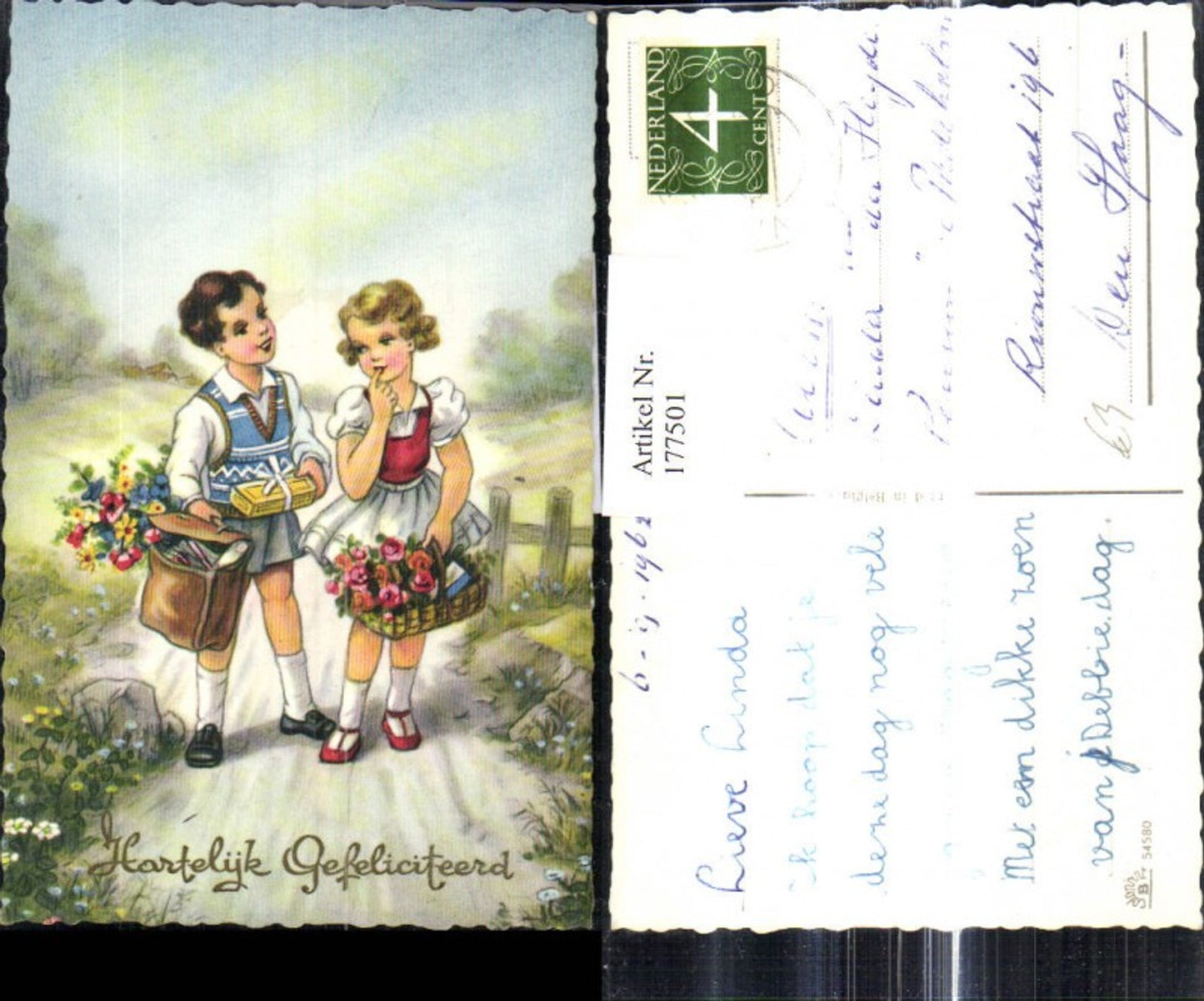 177501,Künstler Ak Kinder a. Weg m. Tasche Korb Blumen Geschenk Hartelijk Gefeliciteerd