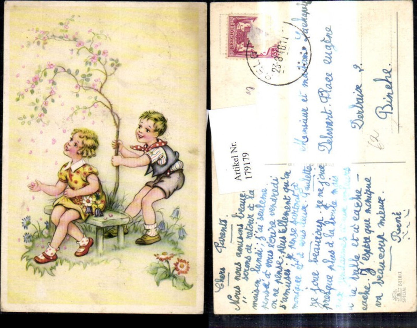 179179,Künstler Ak Bub Junge rüttelt a. Baum Mädchen sitzt i. Blütenregen Blüten Blumen