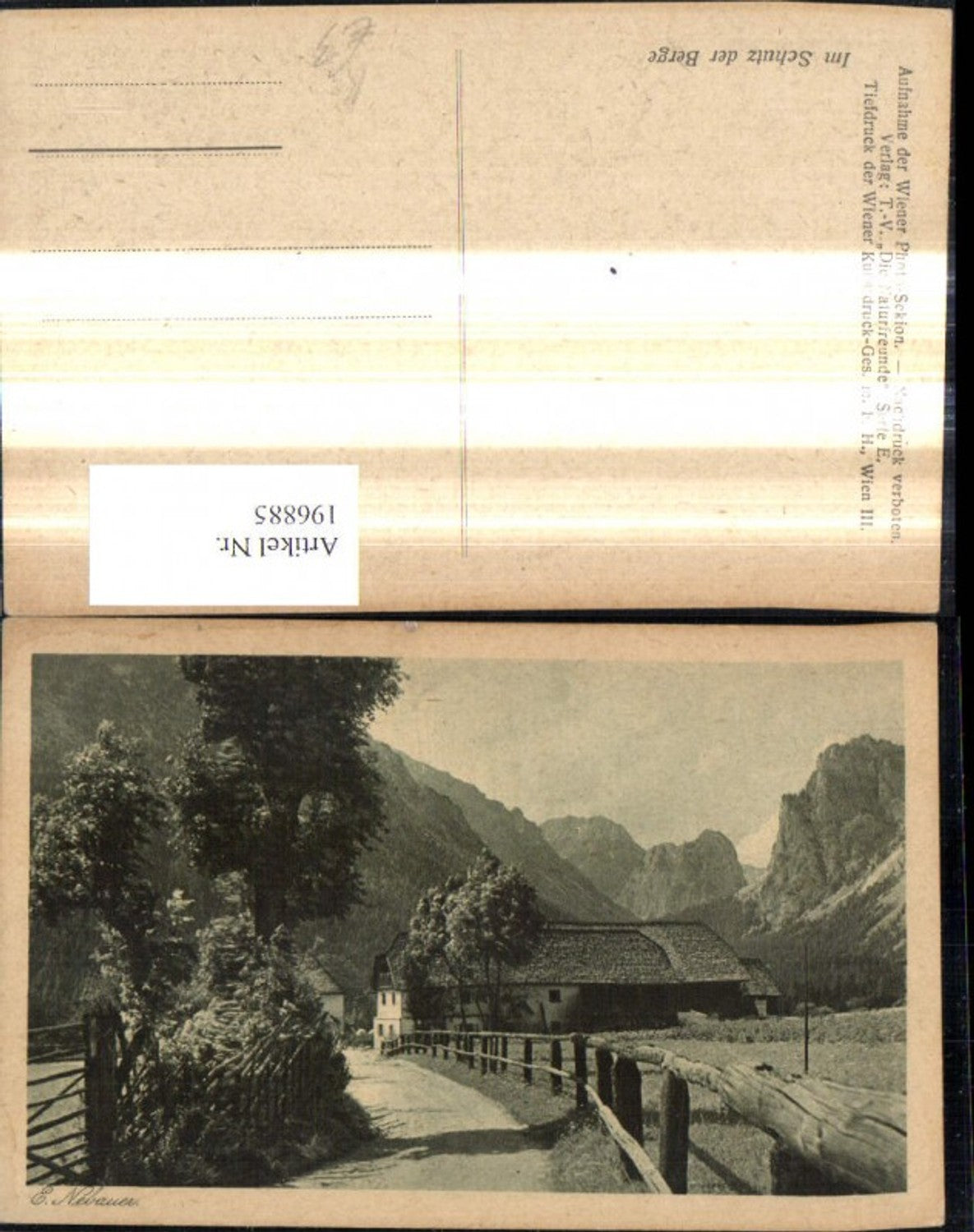 196885,Künstler Ak E. Nebauer Im Schutz d. Berge Weg Strasse Bauernhäuser Bergkulisse Landschaft