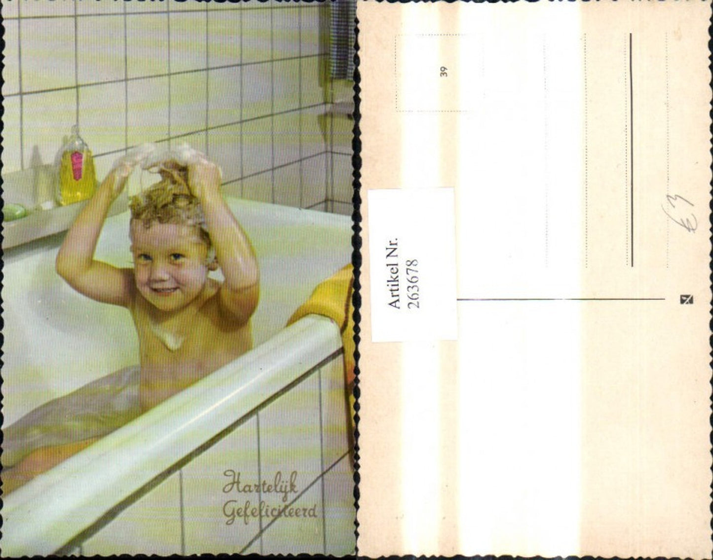 263678,Kinder Mädchen b. Haarewaschen Badewanne Shampoo Hartelijk Gefeliciteerd