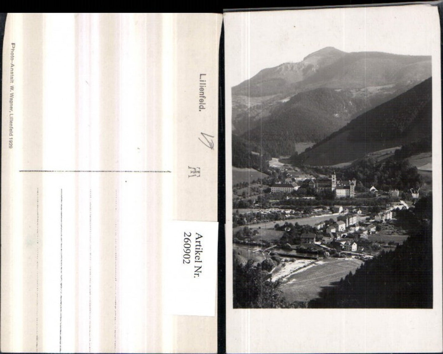 260902,Lilienfeld Totale m. Stift Bergkulisse