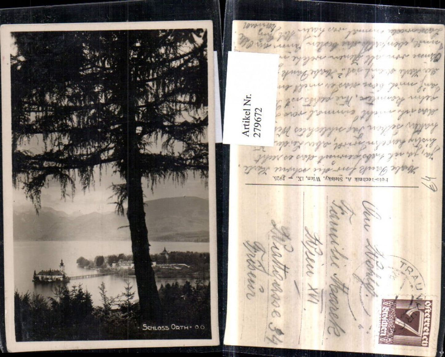 279672,Gmunden Land- und Seeschloss Schloss Orth Bergkulisse