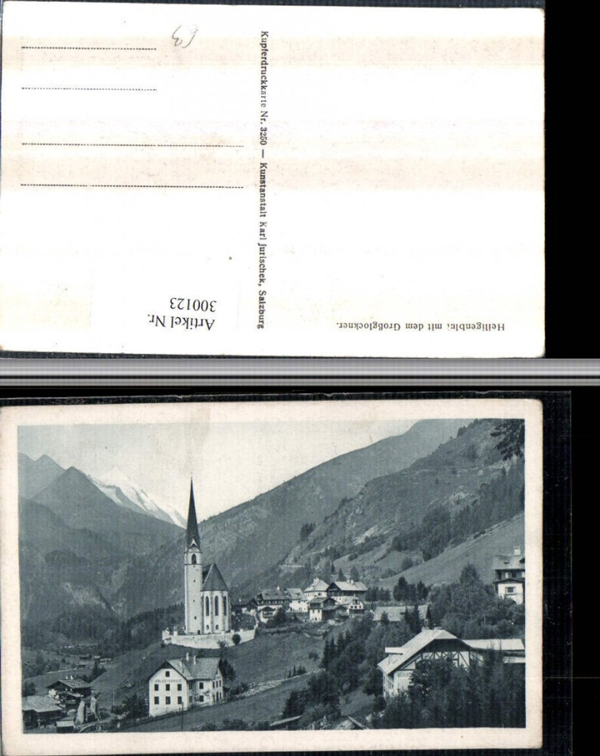 300123,Heiligenblut Totale Kirche m. Großglockner Bergkulisse