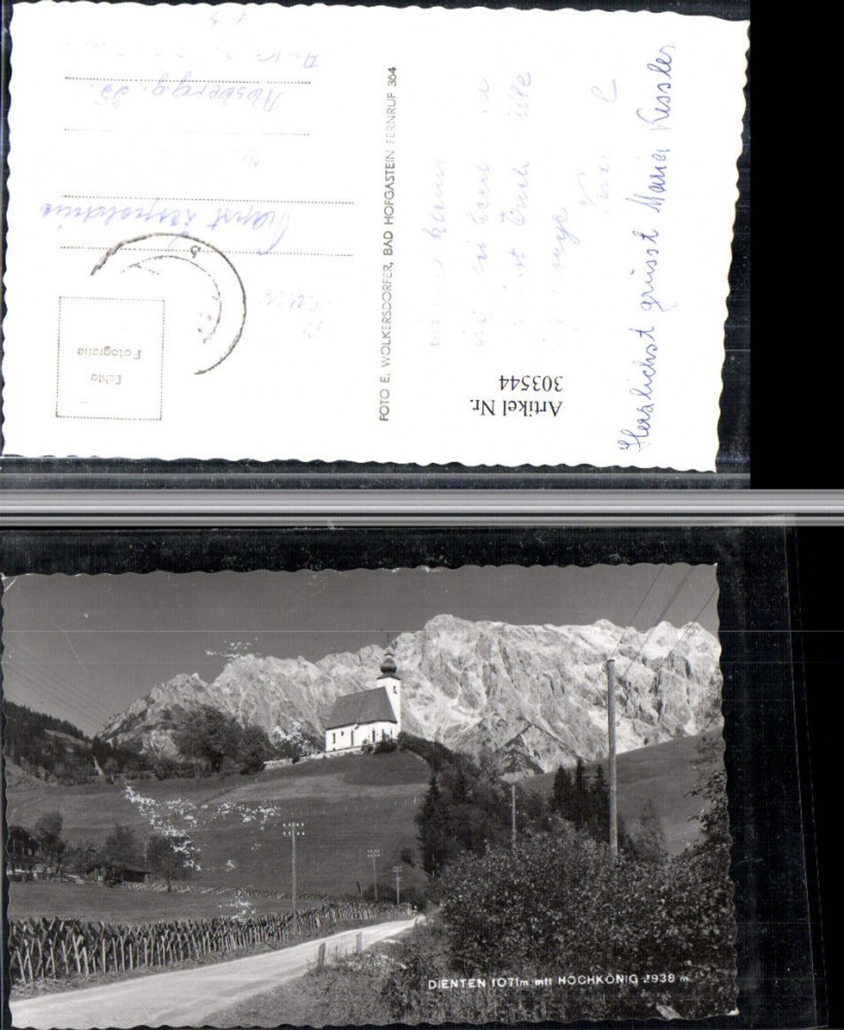 303544,Dienten Kirche Straße m. Hochkönig Bergkulisse