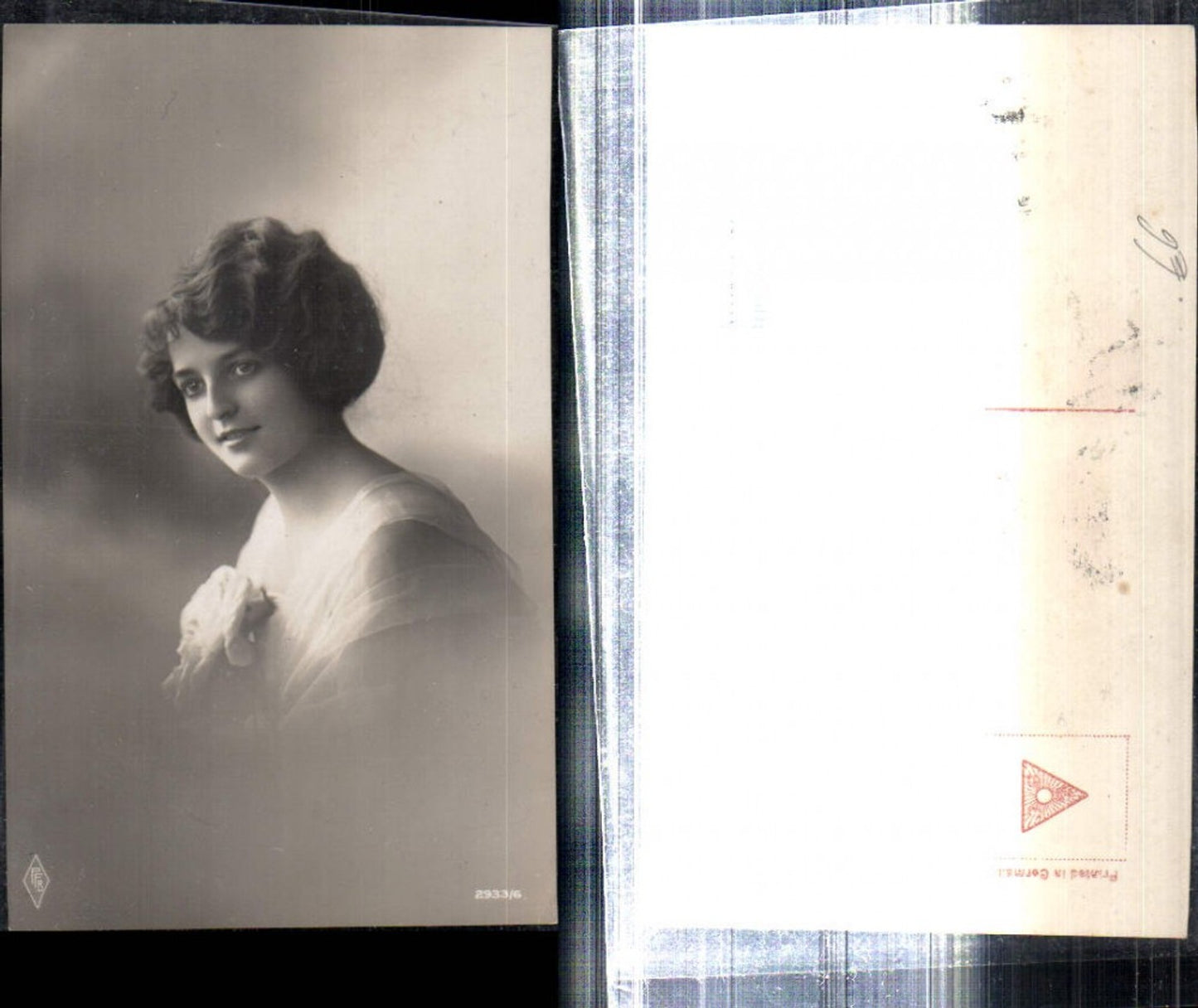 309258,Foto AK Frau m. Stola Blume Portrait