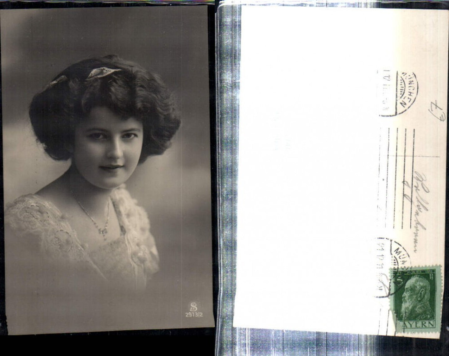 309262,Foto AK Frau Mädchen m. Kette Portrait