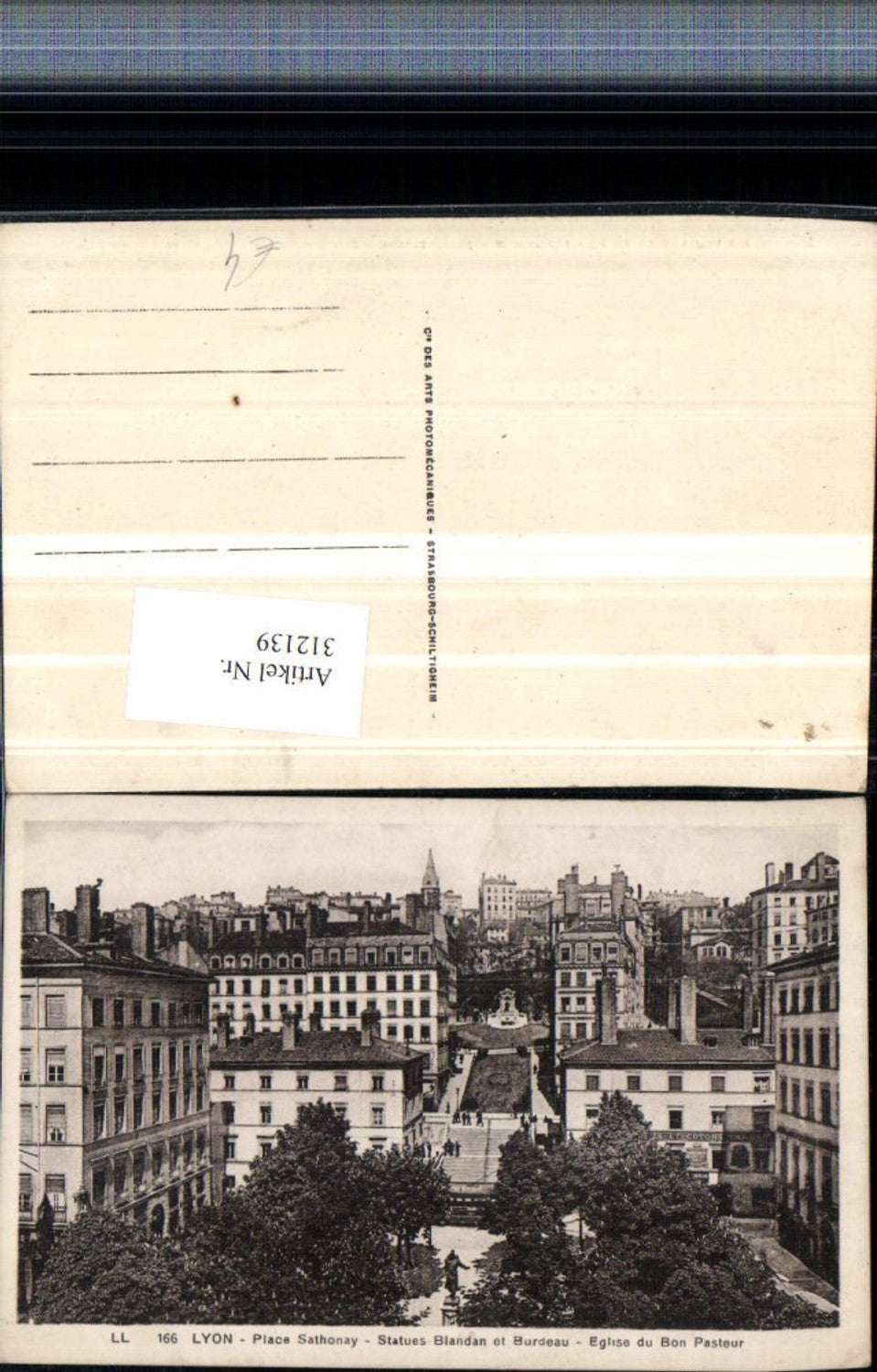 312139,Lyon Place Sathonay Statues Blandan et Burdeau Eglise du Bon Pasteur