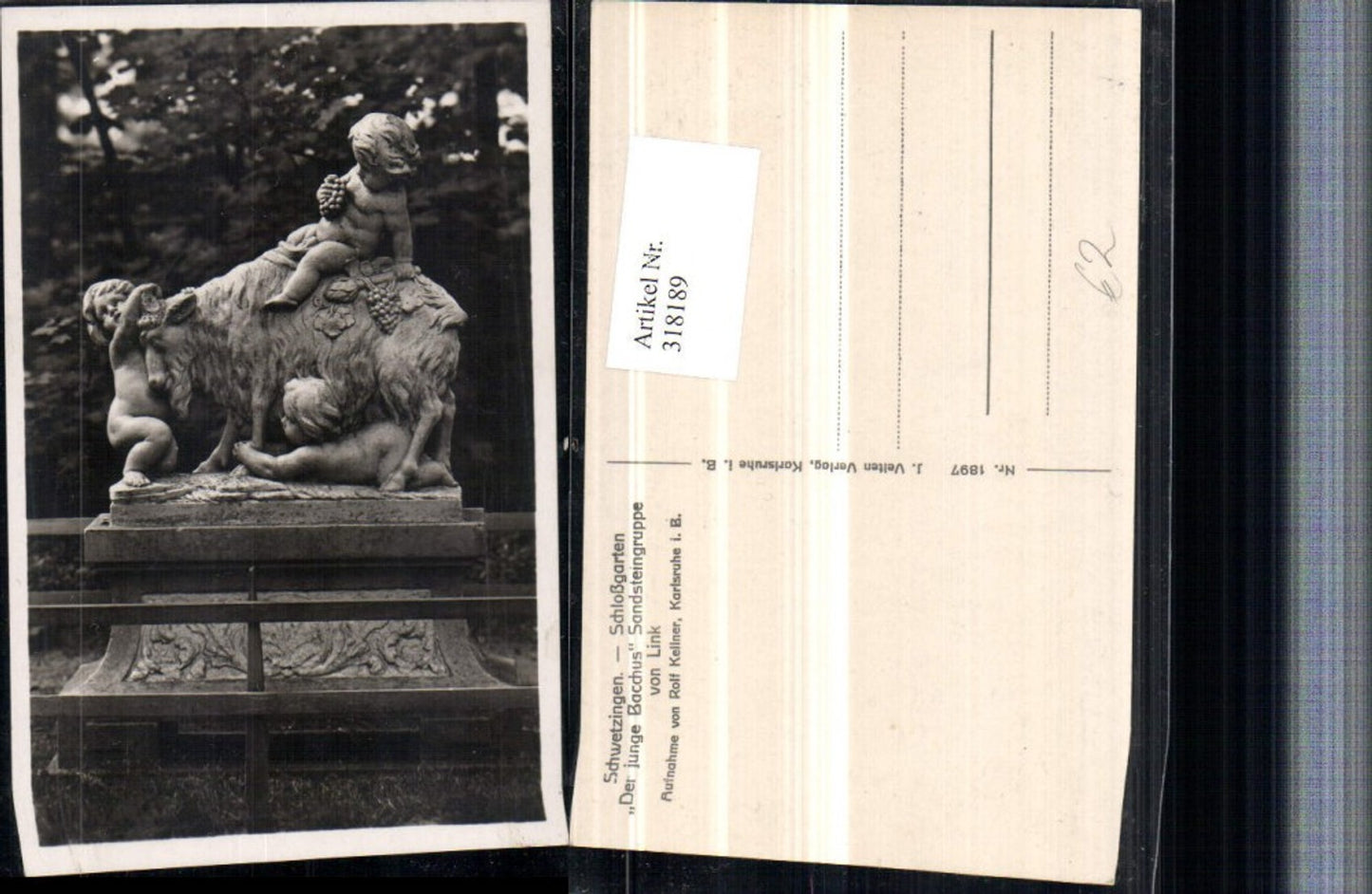 318189,Schwetzingen Schlossgarten Der junge Bacchus Sandsteingruppe