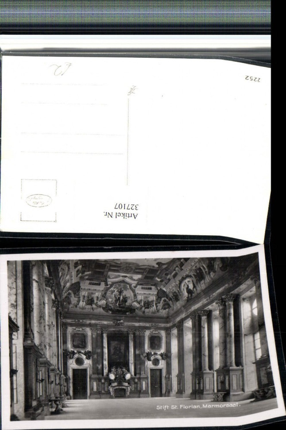 327107,Stift St. Florian Marmorsaal Innenansicht