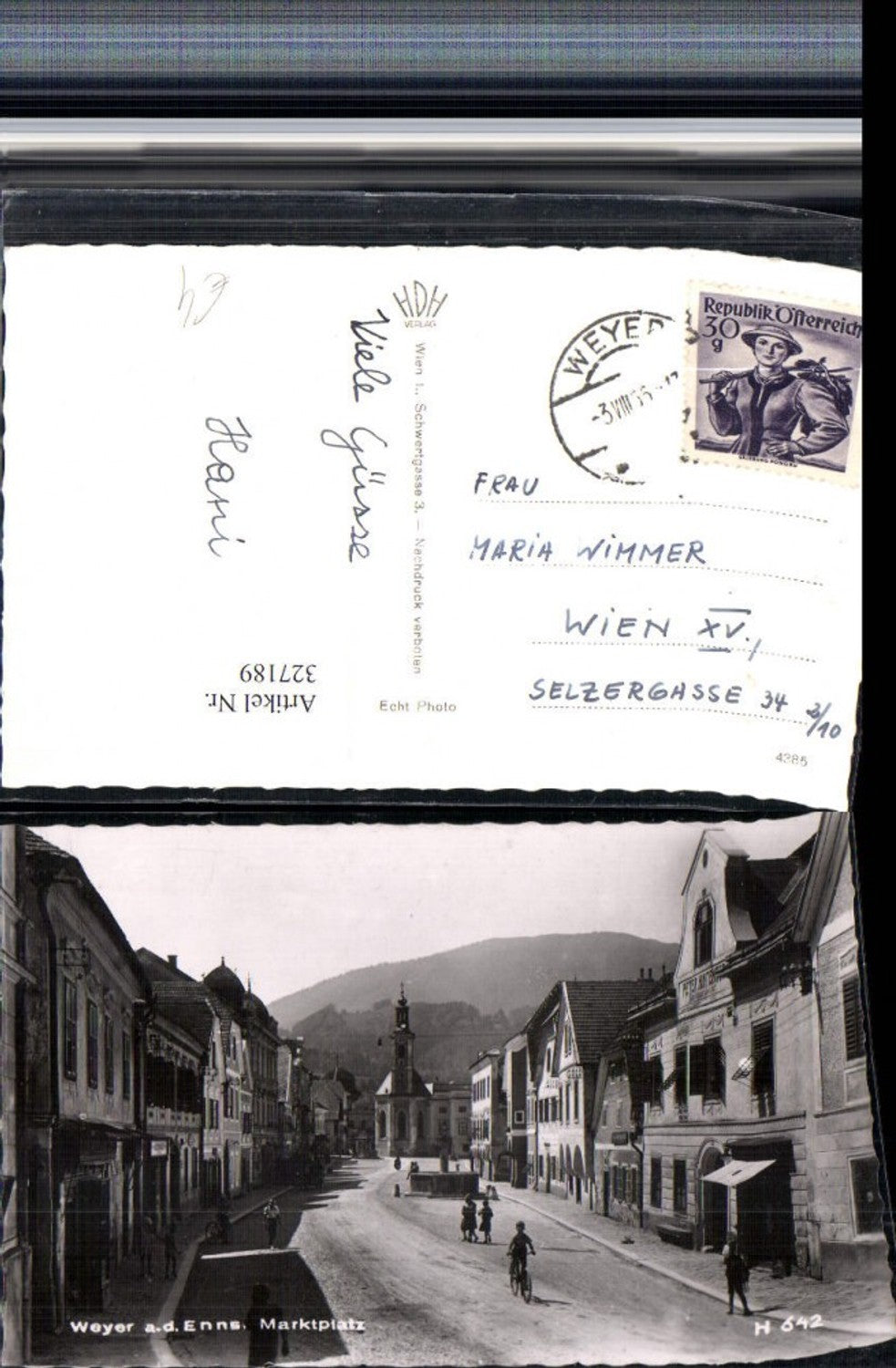 327189,Weyer an d. Enns Marktplatz Straßenansicht Geschäfte Brunnen Kirche pub Foto Hubmann 642