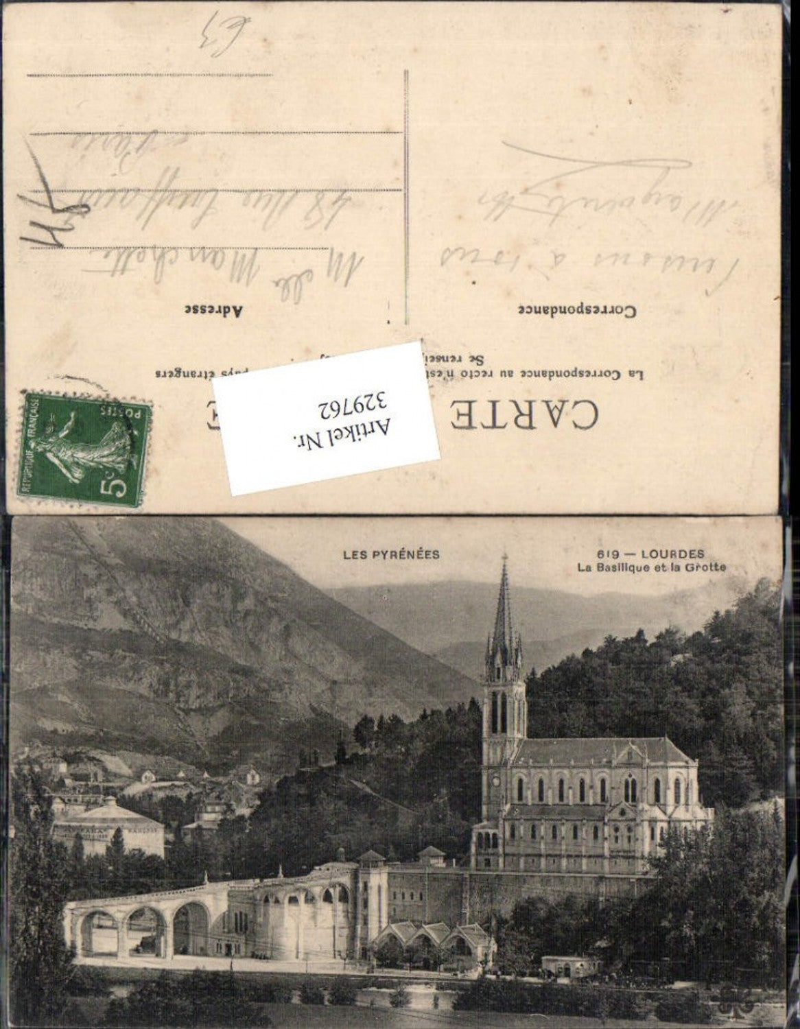 329762,Les Pyrenees Lourdes La Basilique et la Grotte Kirche