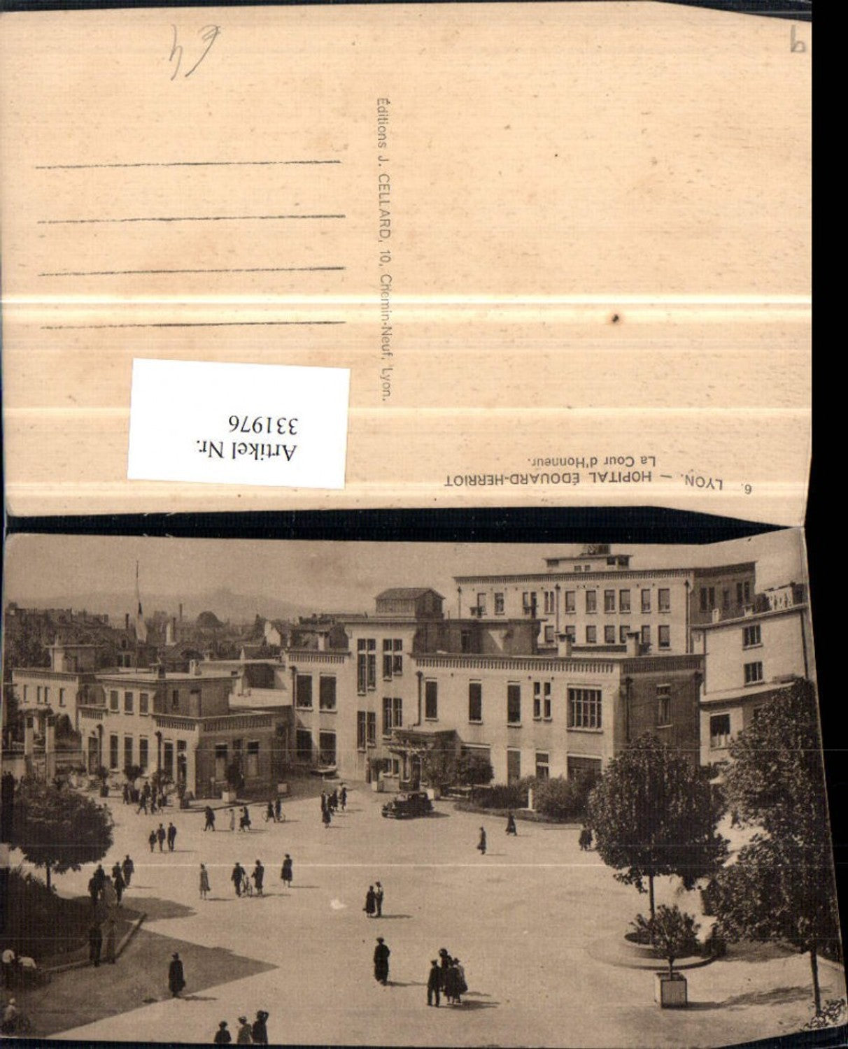 331976,Rhone-Alpes Rhone Lyon Hopital Edouard-Herriot La Cour d'Honneur Krankenhaus