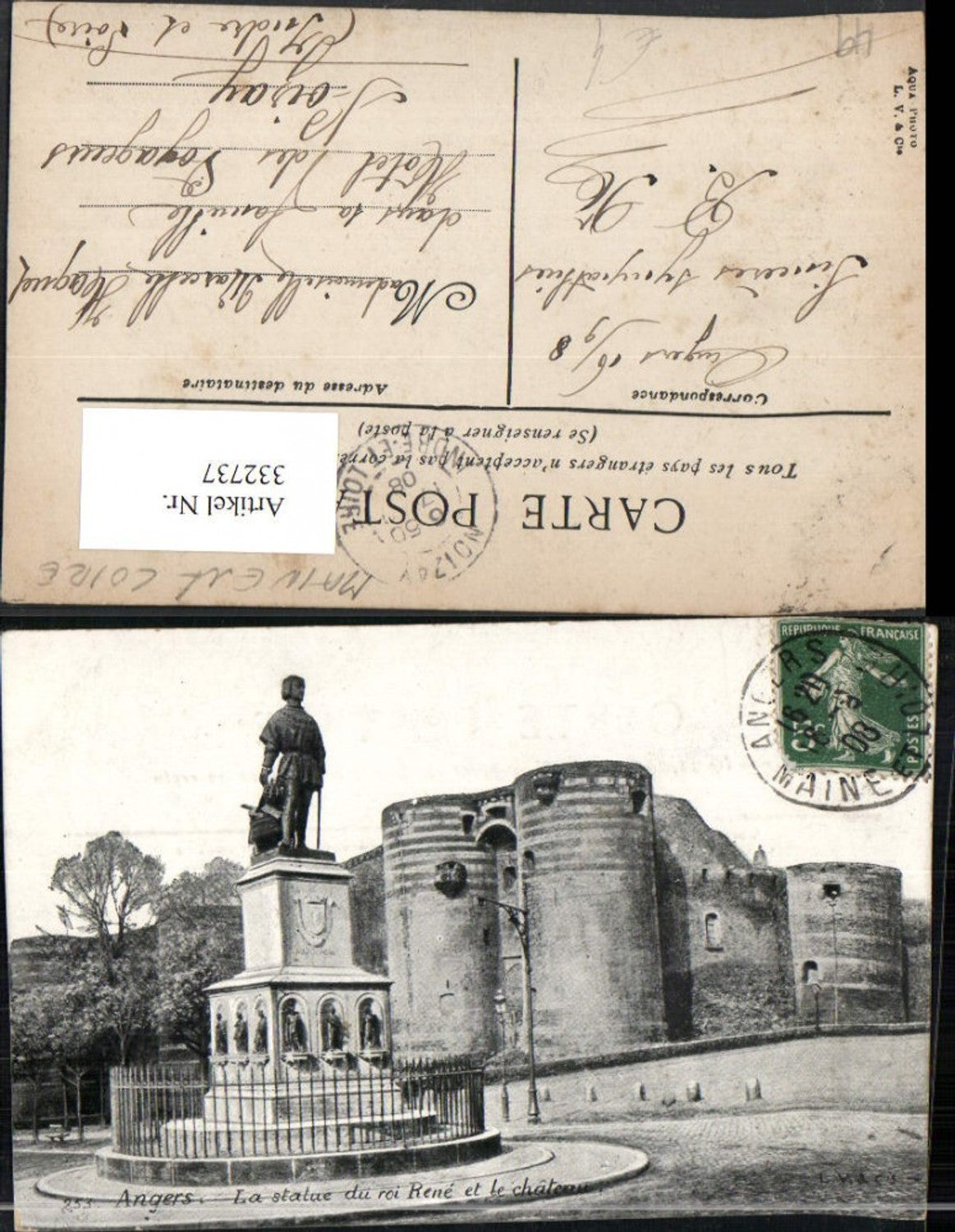 332737,Pays de la Loire Maine-et-Loire Angers La statue du roi Rene et le chateau Schloss Denkmal