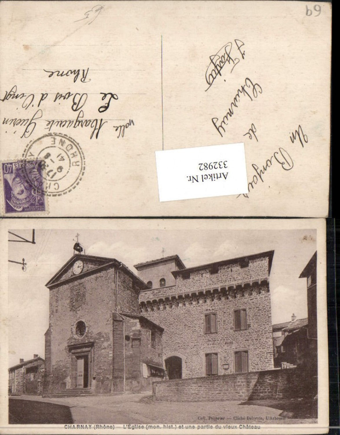 332982,Rhone-Alpes Rhone Charnay L'Eglise et une partie du vieux Chateau Kirche