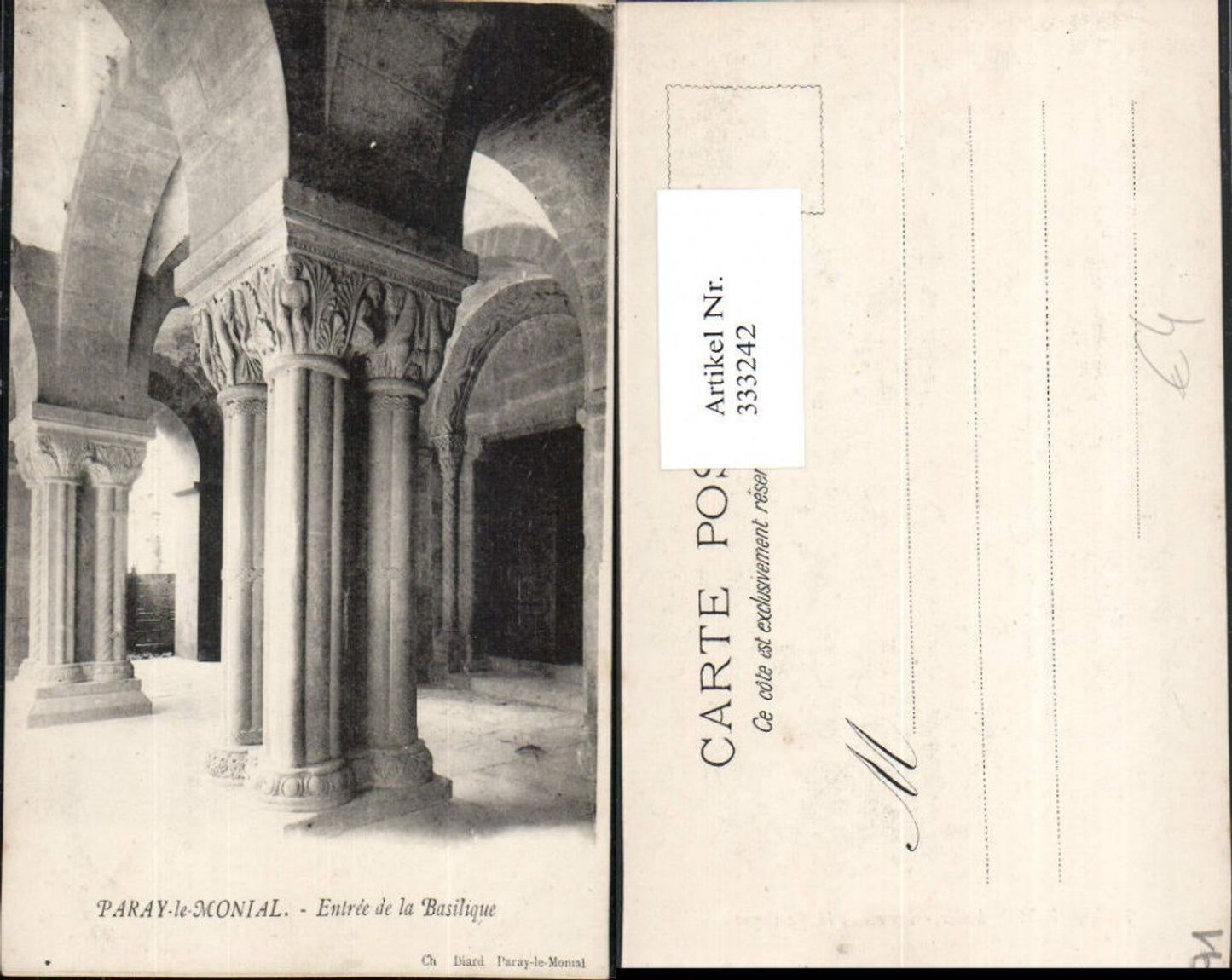 333242,Burgund Saone-et-Loire Paray-le-Monial Entree de la Basilique Kirchenportal Säulen