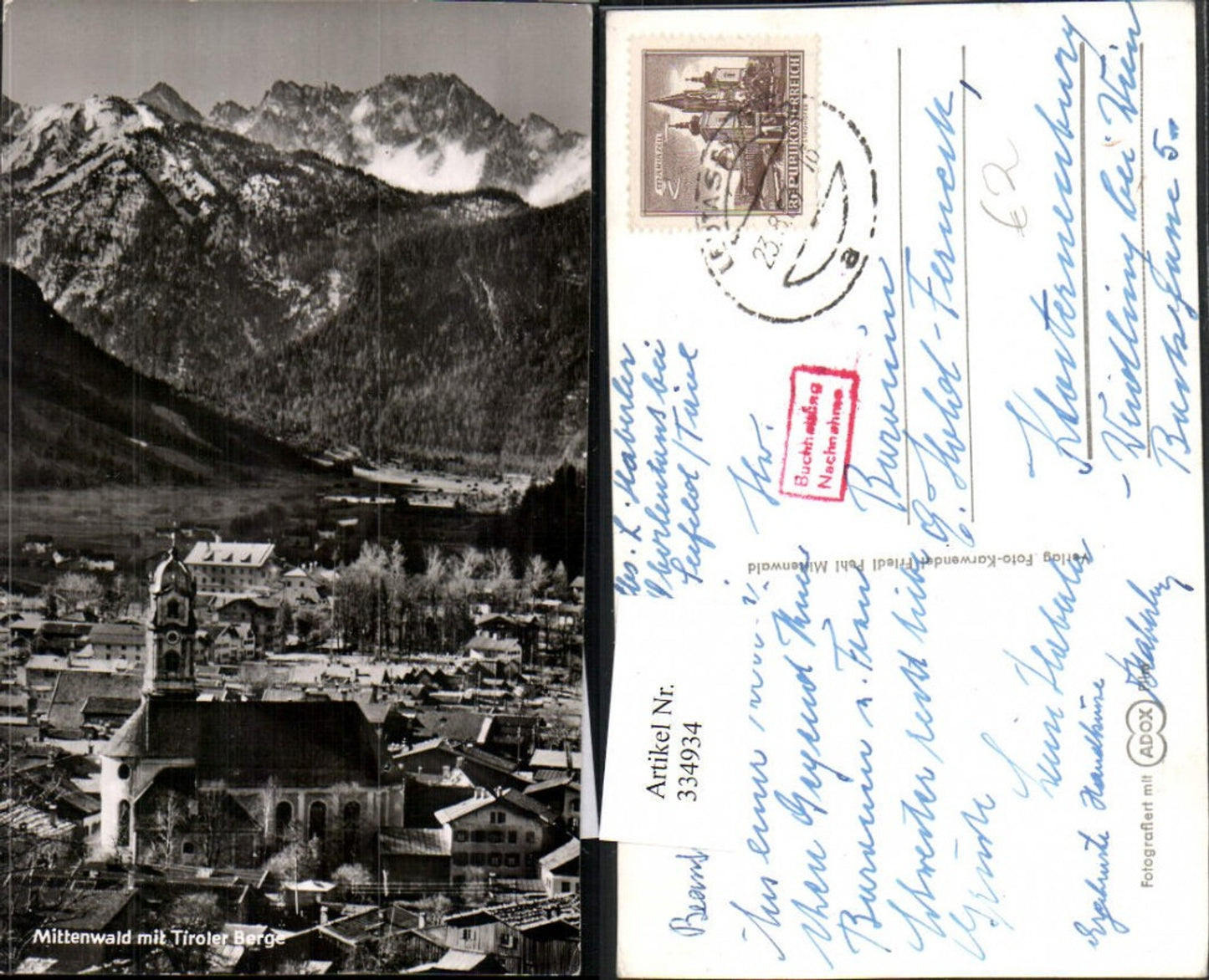 334934,Mittenwald Teilansicht Kirche m. Tiroler Berge Bergkulisse