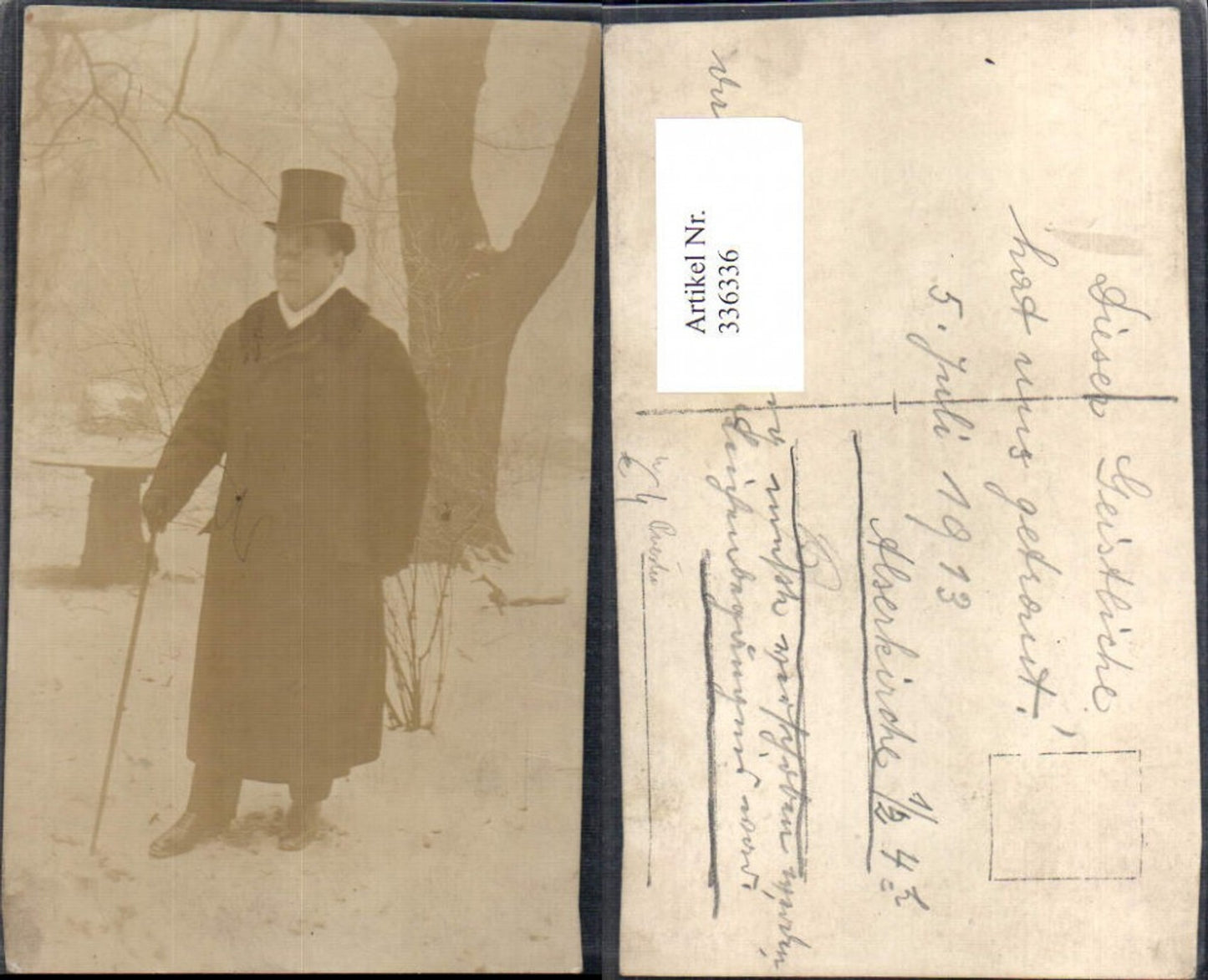 336336,Foto Ak Mann Anzug Priester Hut Zylinderhut Gehstock Wintermantel Schnee Baum