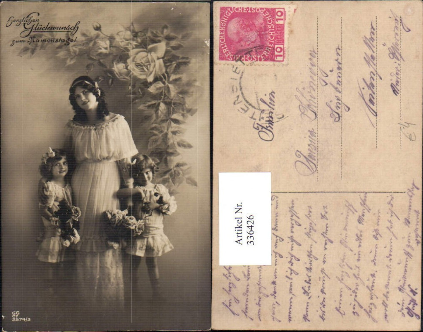 336426,Frau m. Kinder Mädchen Kleider Rosen Blumen Namenstag