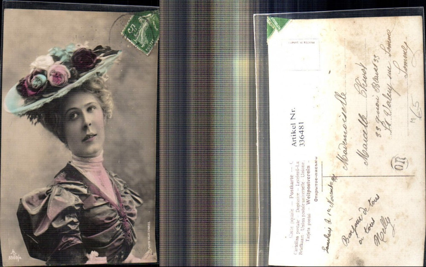 336481,Frau m. Hut Rosen Blumen a. Hut Hutmode