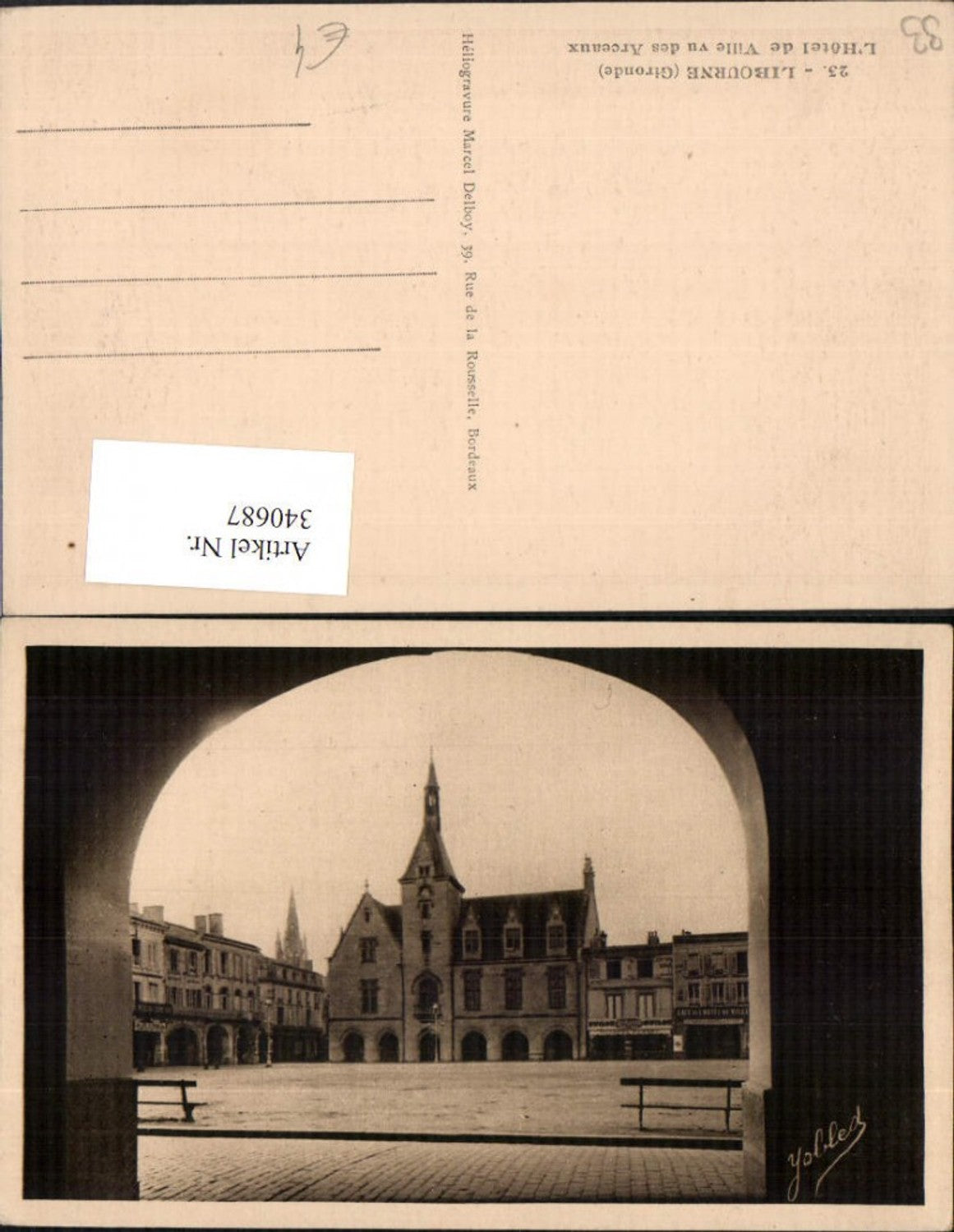 340687,Aquitanien Gironde Libourne L'Hotel de Ville vu des Arceaux Rathaus