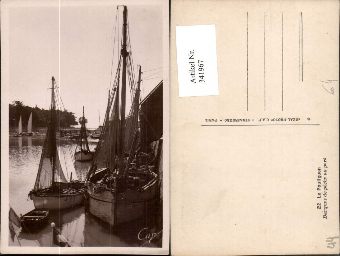 341967,Pays de la Loire Loire-Atlantique Le Pouliguen Barques de peche au port Segelboote