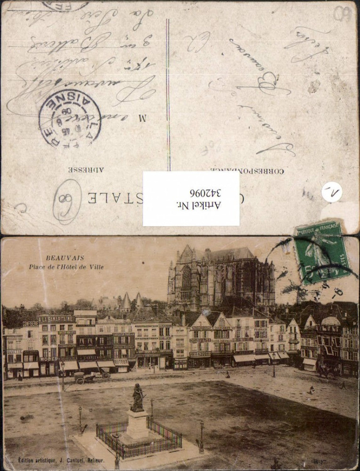 342096,Picardie Oise Beauvais Place de l'Hotel de Ville Rathausplatz Denkmal Kirche