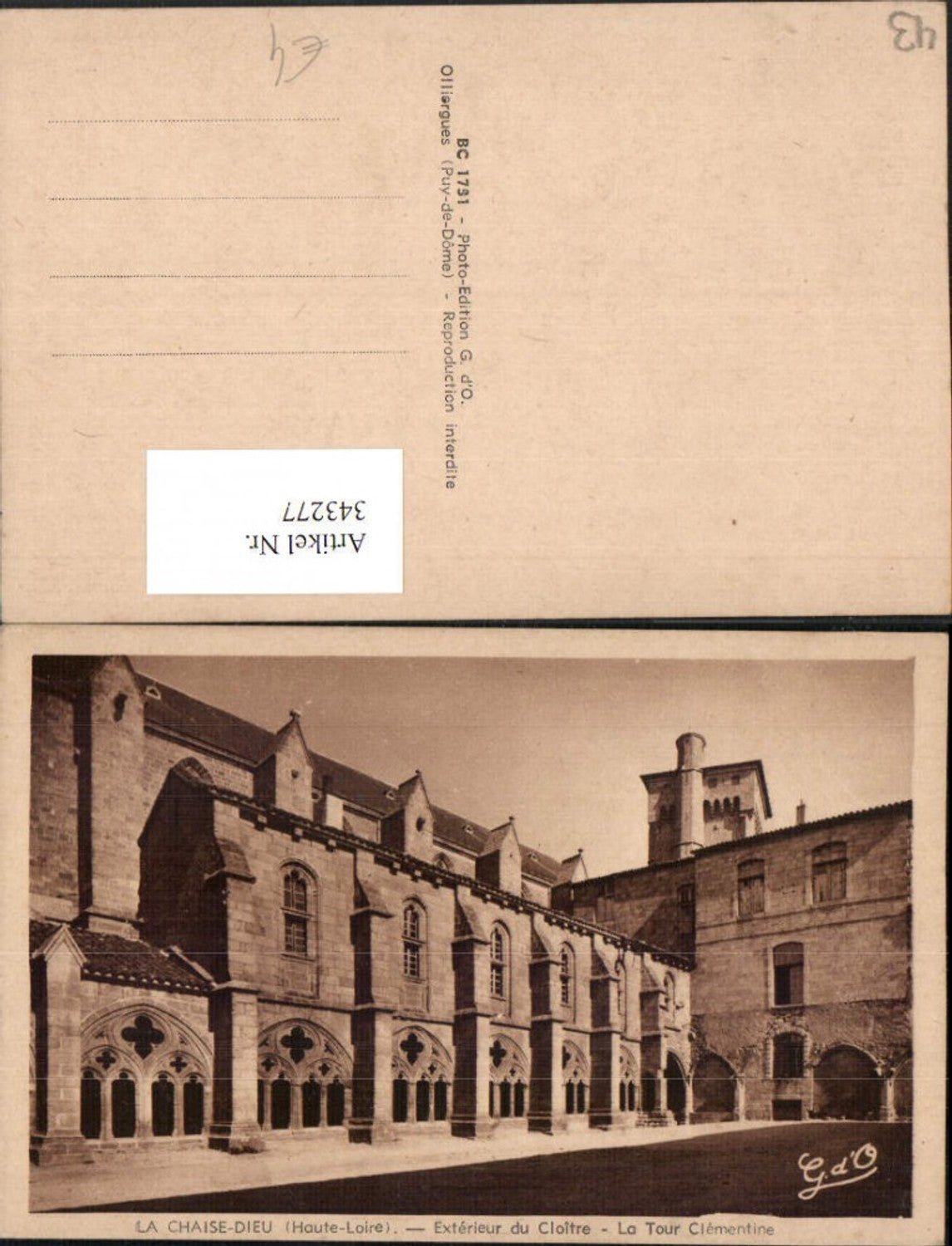 343277,Auvergne Haute-Loire La Chaise-Dieu Exterieur du Cloitre La Tour Clementine Kloster