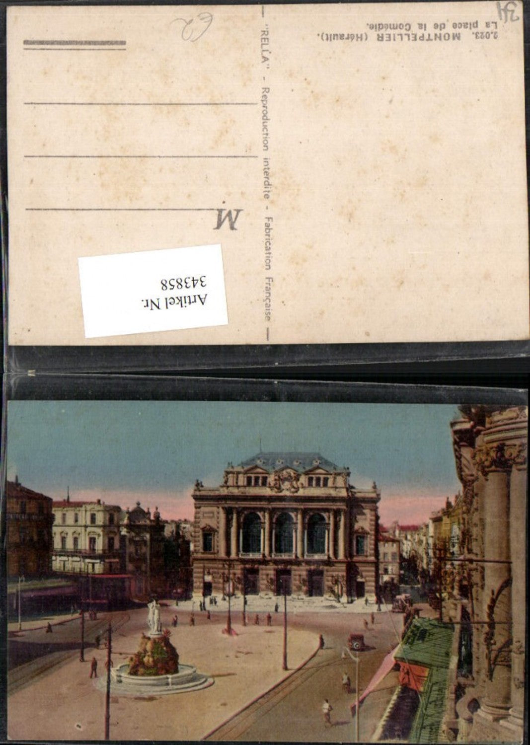 343858,Languedoc-Roussillon Herault Montpellier La place de la Comedie Platz Gebäude