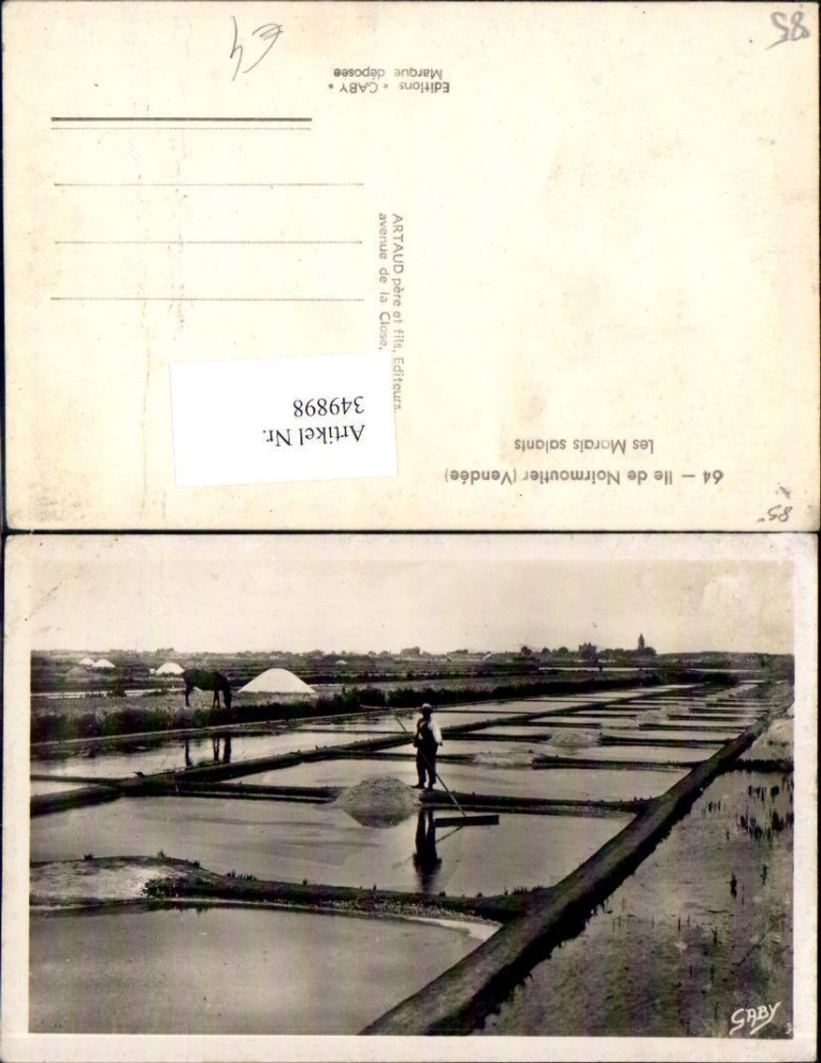 349898,Pays de la Loire Vendee Ile de Noirmoutier Les Marais salants Salzfeld Arbeiter Pferd