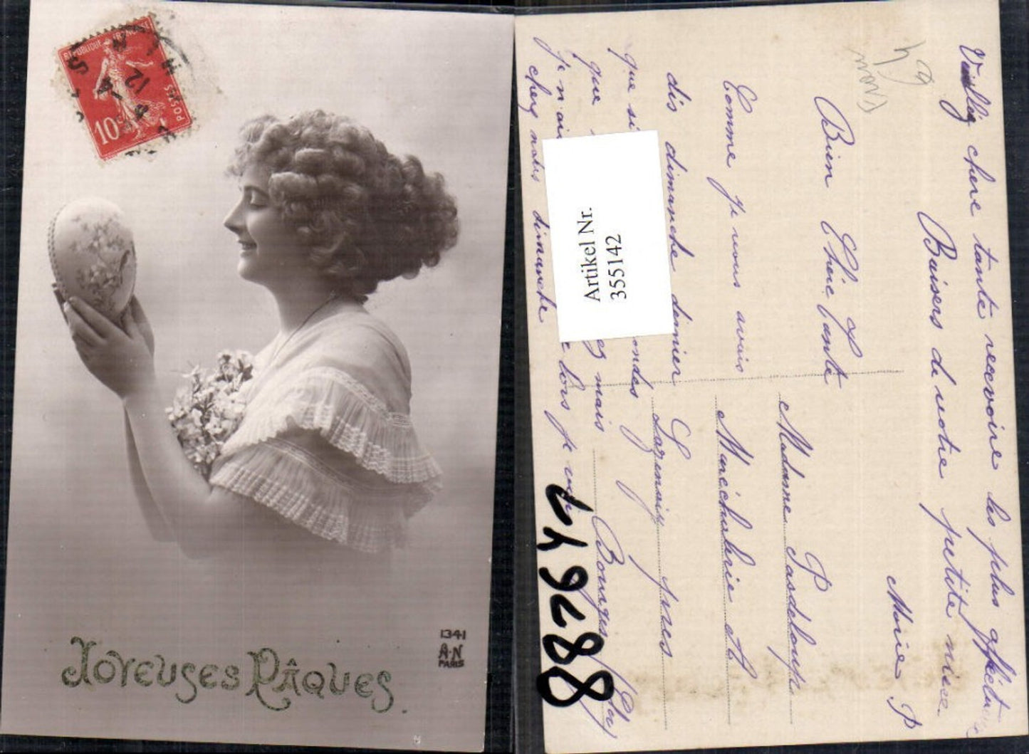 355142,Foto Ak Frau Lockenkopf Halskette Schmuck Osterei Ei Joyeuses Paques Ostern