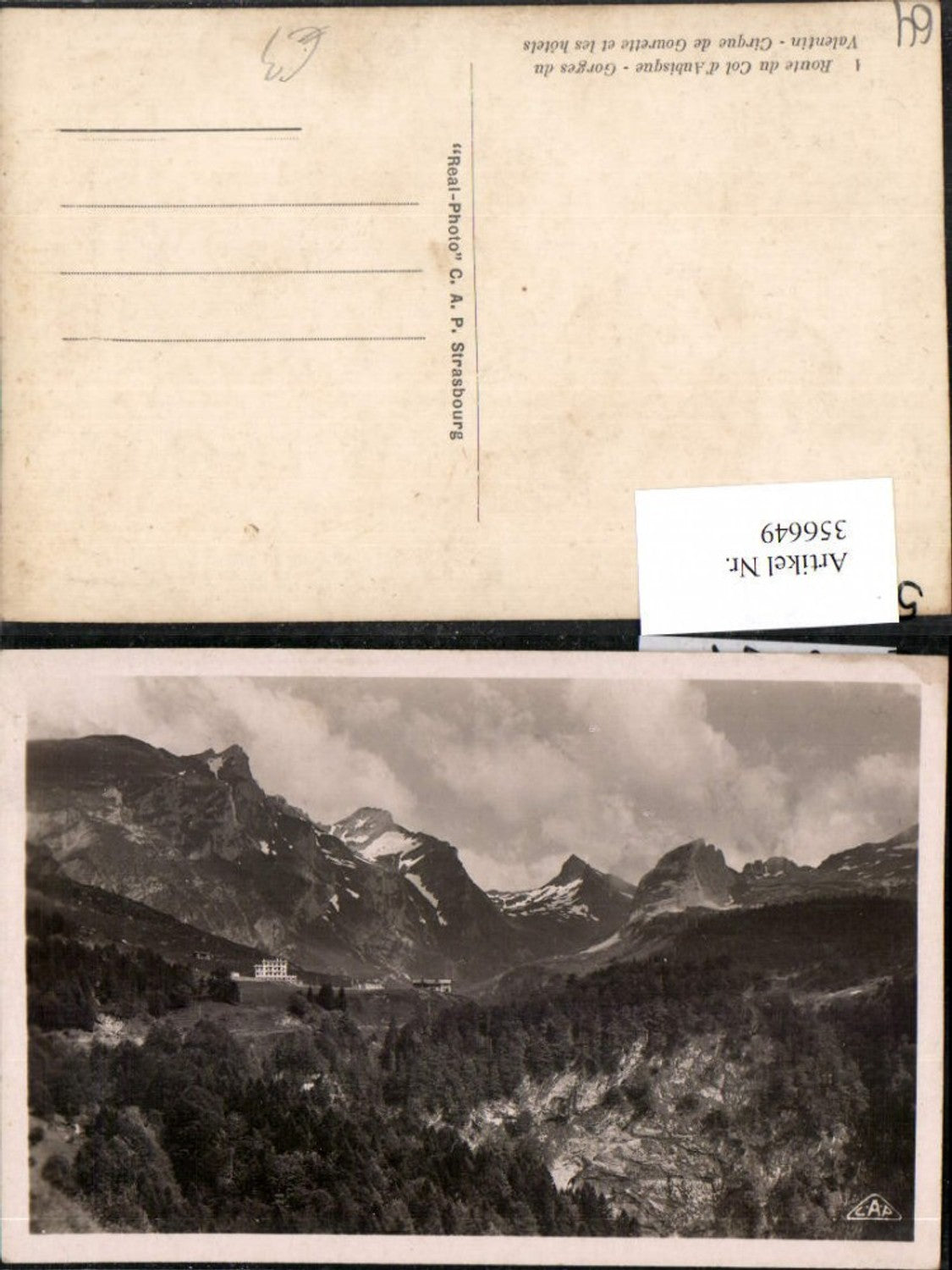 356649,Aquitanien Pyrenees-Atlantiques Route du Col d'Aubisque Gorges du Valentin Bergkulisse